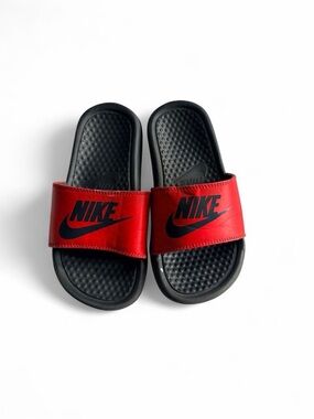 Nike Benassi JDI Slides Boys Youth 2Y Red Black University Red 555628-600